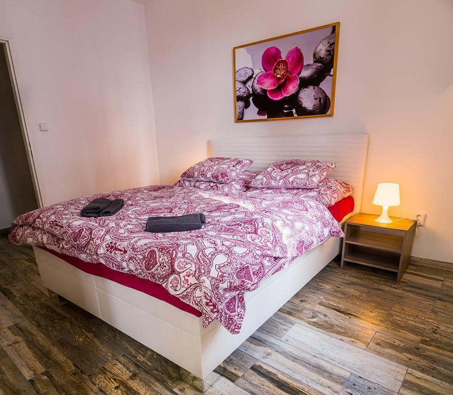 Guesthouse Zlaty Hrozen Česká Lípa المظهر الخارجي الصورة