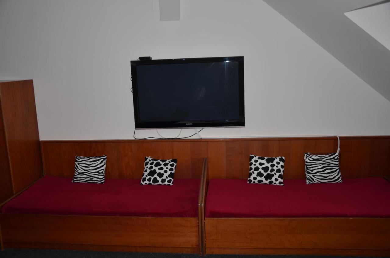 Guesthouse Zlaty Hrozen Česká Lípa المظهر الخارجي الصورة