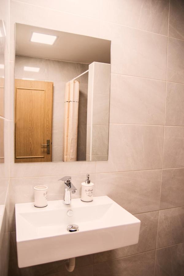 Guesthouse Zlaty Hrozen Česká Lípa المظهر الخارجي الصورة